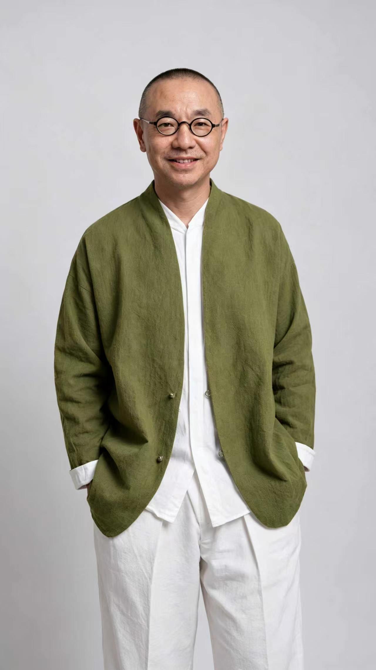 刘仪伟 — 真人分身合作艺人形象照